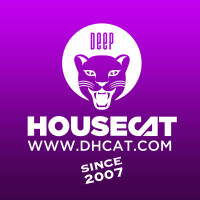 Deep house cat show