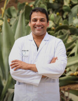 Anshu Gupta, MD / Verve Plastic Surgery