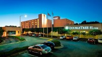 DoubleTree by Hilton BWI Airport
